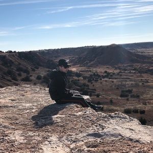 Meet your Posher, Logan